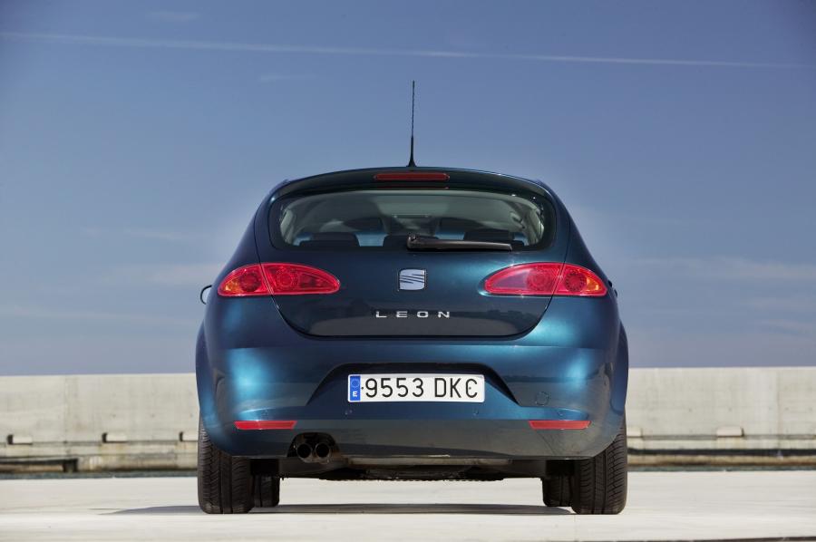  Seat Leon 2005 года  (фото 53 из 126)